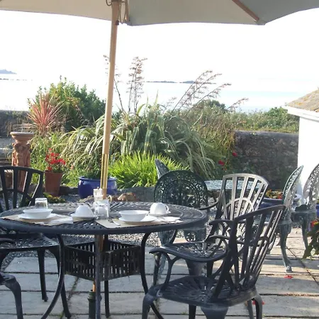 Blue Horizon Bed & Breakfast 4*